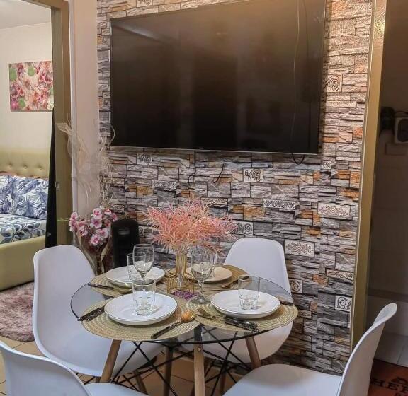 ホテル Caren 8 Spatial Condo Maa 2br Fully Furnished Wtih Unli Pool Access