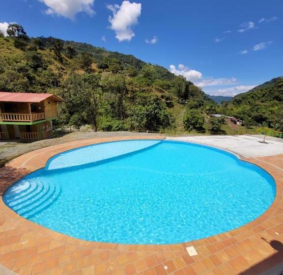 Szálloda Ilusión Ecoparque