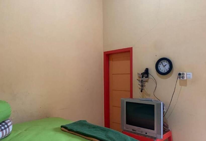 Hotel Oyo 90770 Wisma Rima Melati