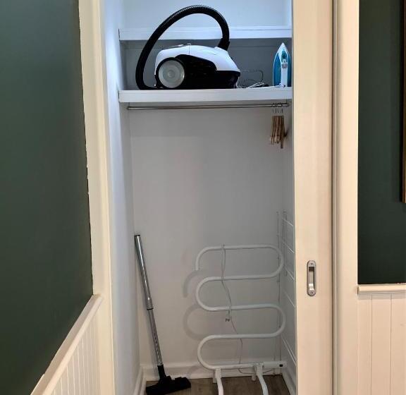 פנסיון Entire Guesthouse