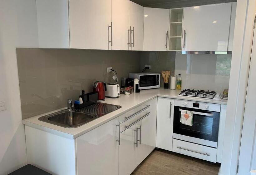 פנסיון Entire Guesthouse