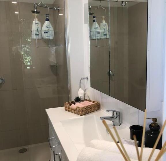 פנסיון Entire Guesthouse