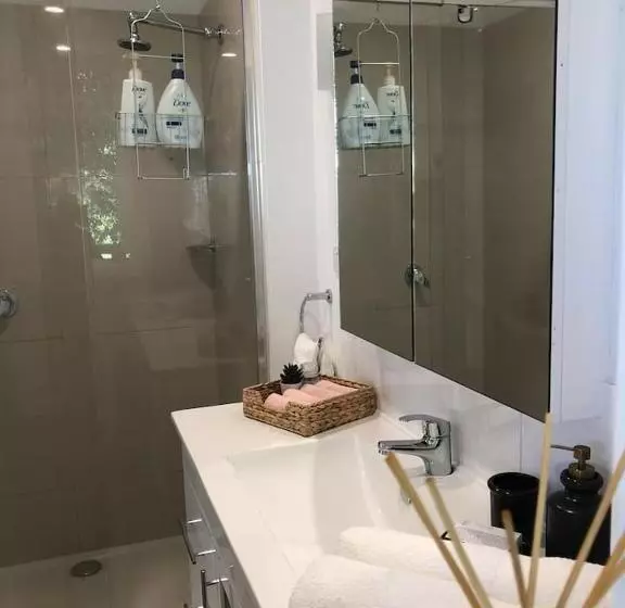 ペンション Entire Guesthouse