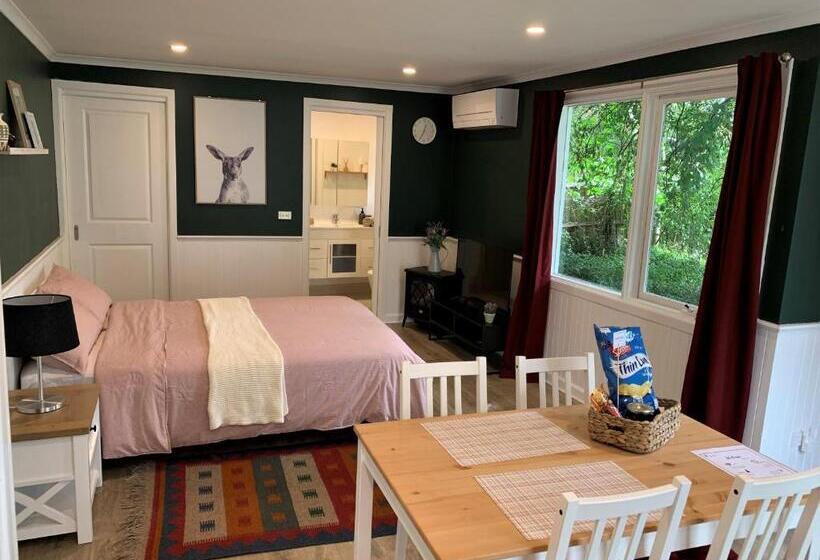 פנסיון Entire Guesthouse