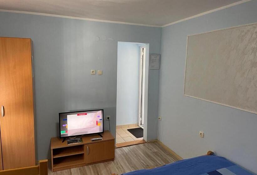 هاستل Banja Gornja Trepca Smestaj Grof