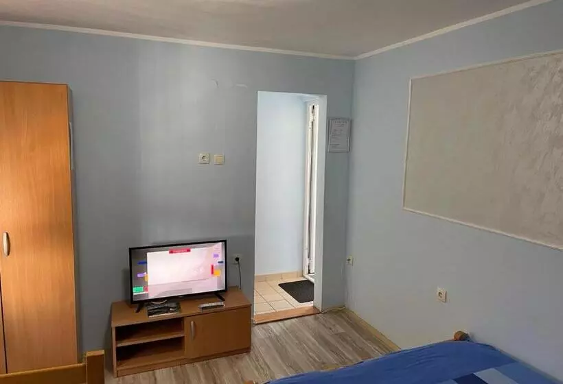 هاستل Banja Gornja Trepca Smestaj Grof