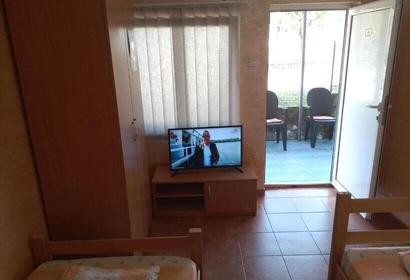 هاستل Banja Gornja Trepca Smestaj Grof