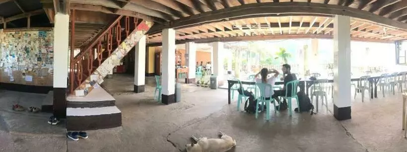 ユースホステル Simon S Inn And Restaurant