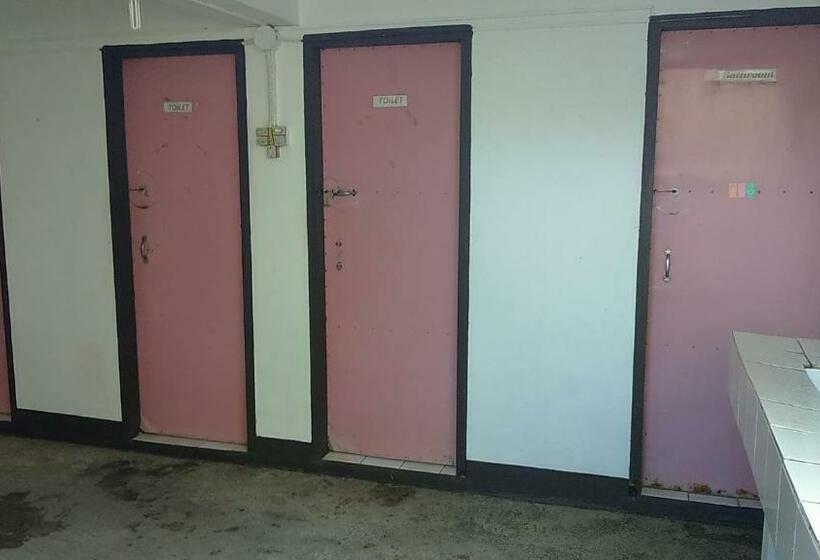 Schronisko Simon S Inn And Restaurant