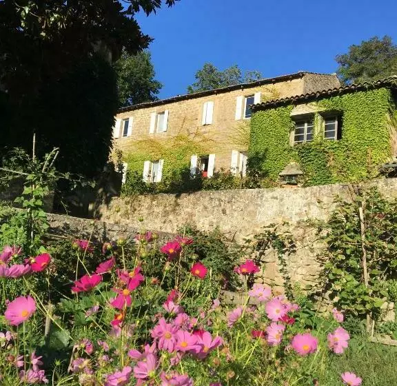 ベッドアンドブレックファースト Le Hameau De Robert