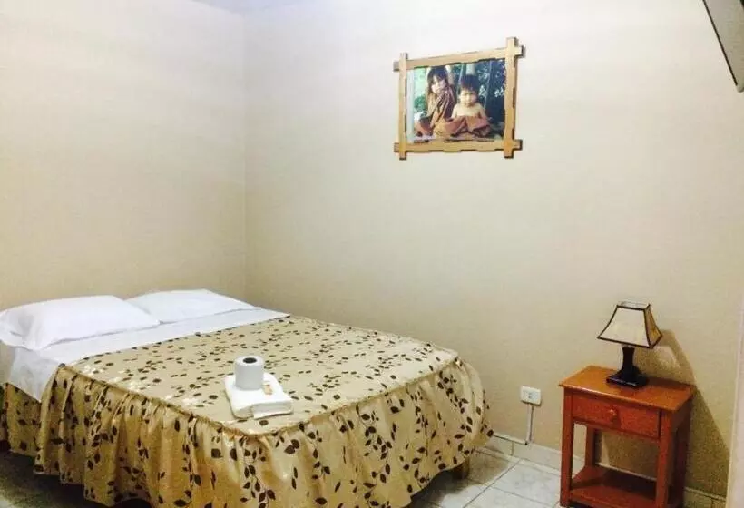 ホテル Hostal Oro Verde Villa Rica