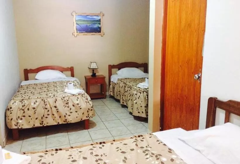 ホテル Hostal Oro Verde Villa Rica