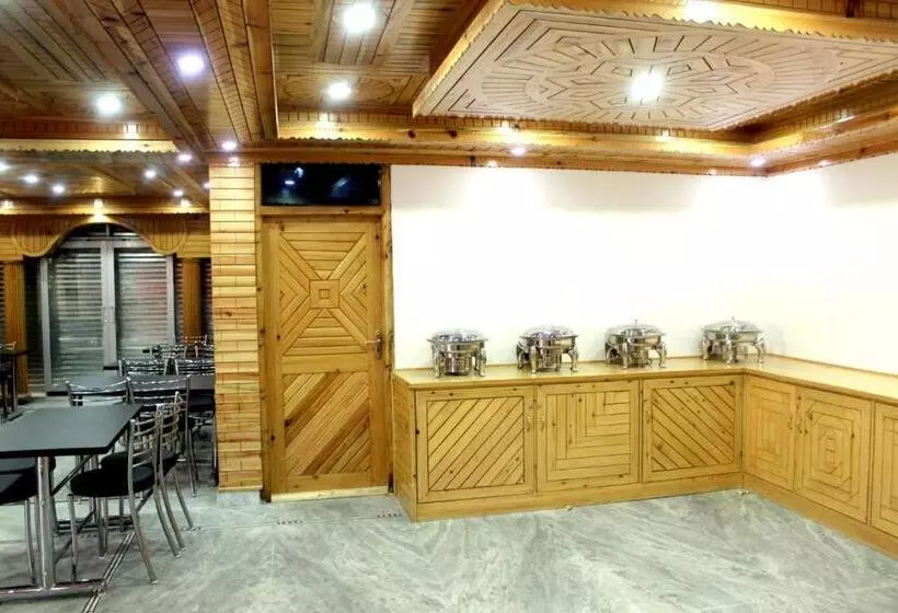 Hotelli Uttarayan