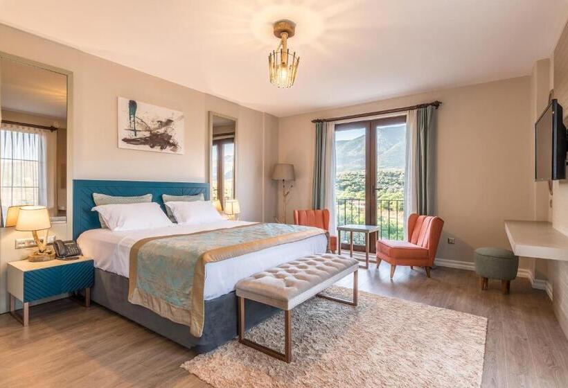 Karia Hotel Palamutbükü