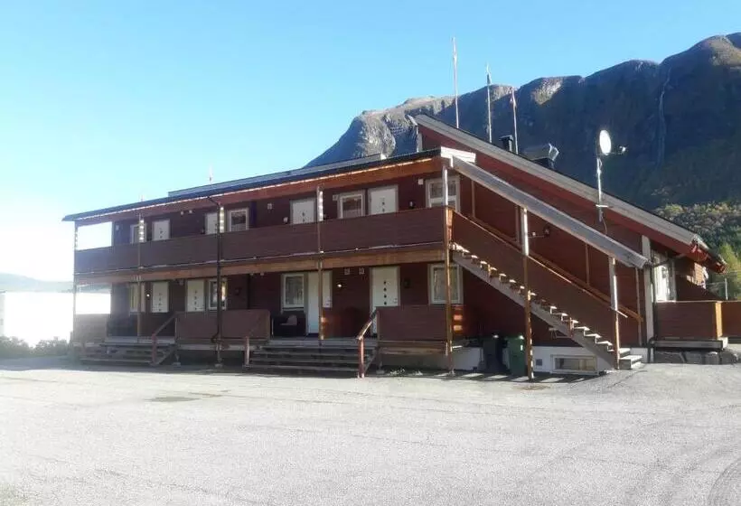 モーテル Ridderkroa Tresfjord