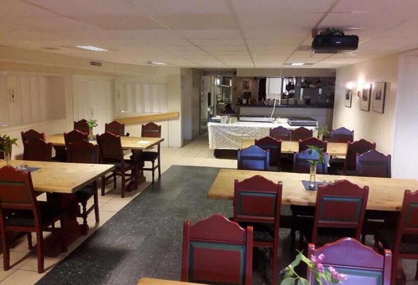 모텔 Ridderkroa Tresfjord