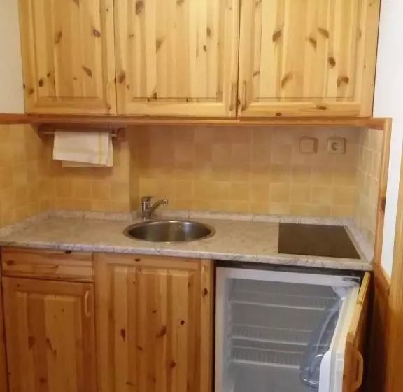 Majatalo Penzion Ve Staré škole