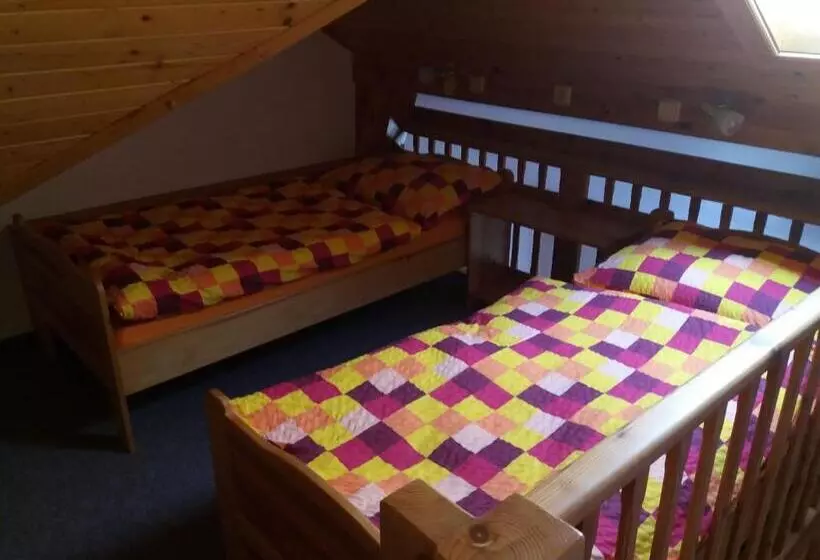 Majatalo Penzion Ve Staré škole