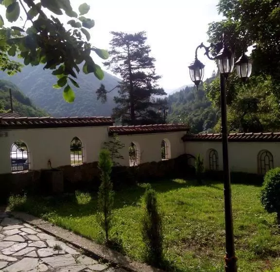 Family Hotel Pchelina