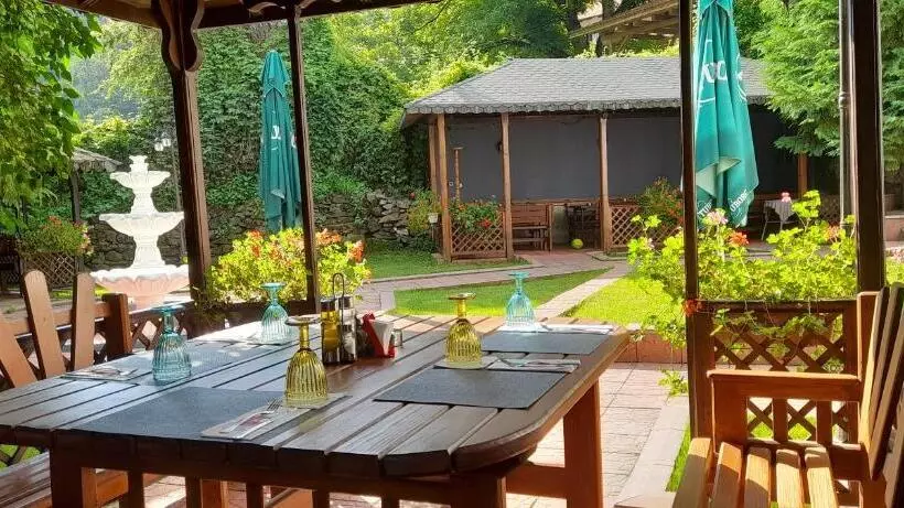 Family Hotel Pchelina