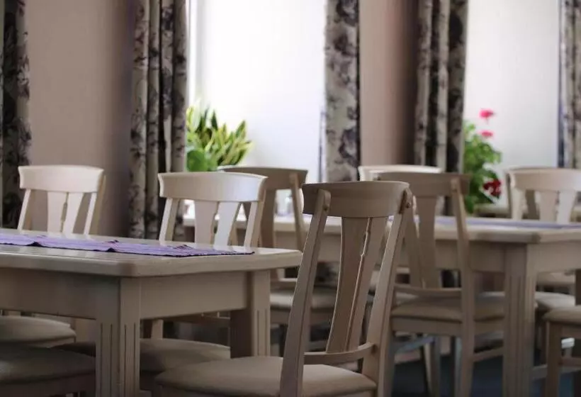 هتل Voore Guesthouse