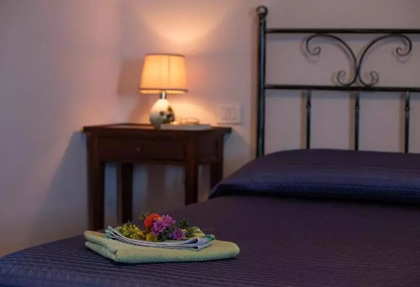 ペンション B&b La Neviera
