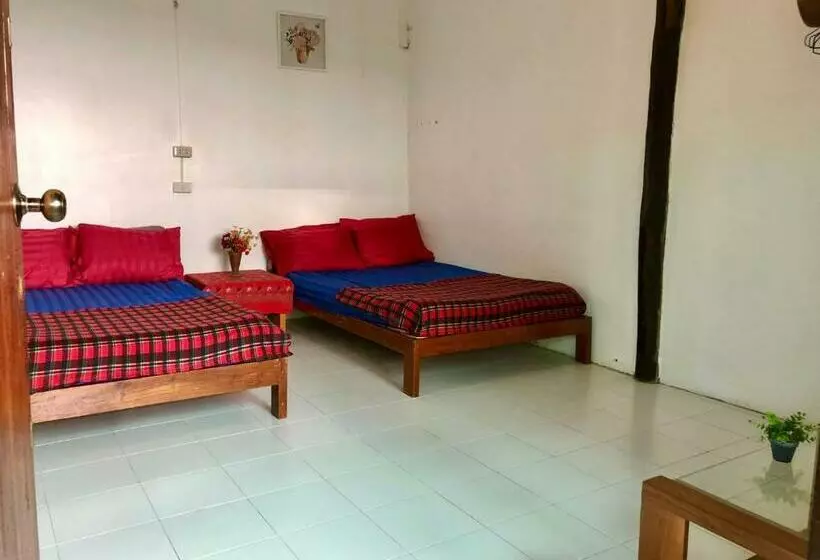 Sunny Garden Hostel