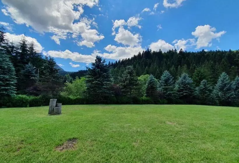 هتل Casa Pelerinul