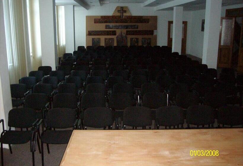 هتل Casa Pelerinul