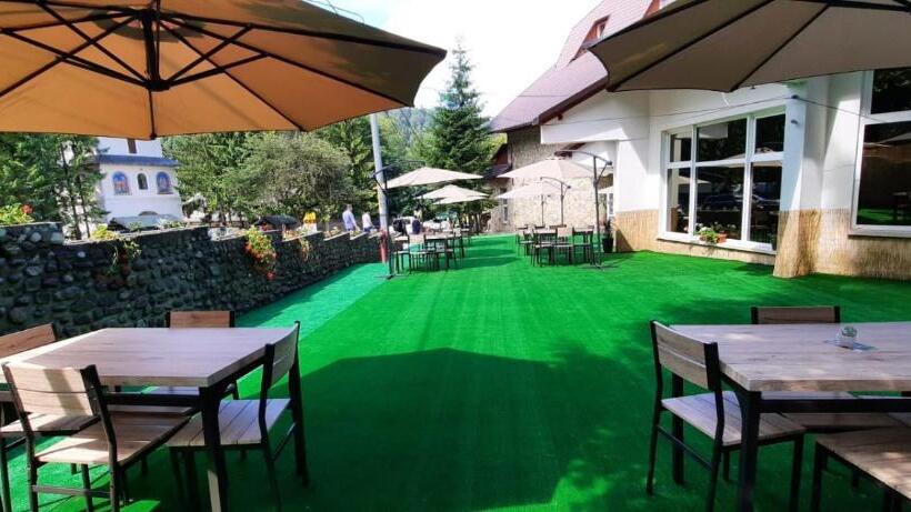 هتل Casa Pelerinul