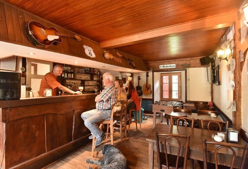 ホテル Auberge De La Providence