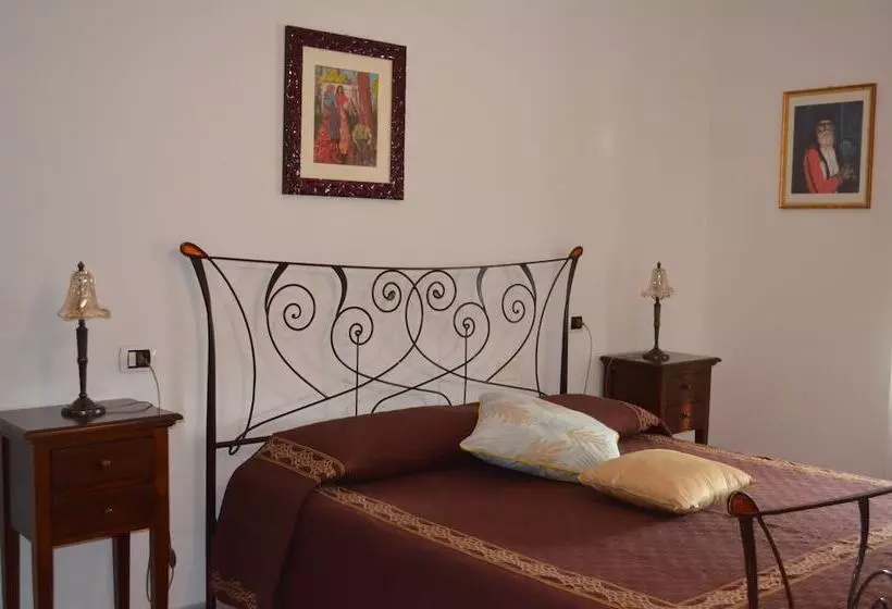 ホテル B&b Oliena