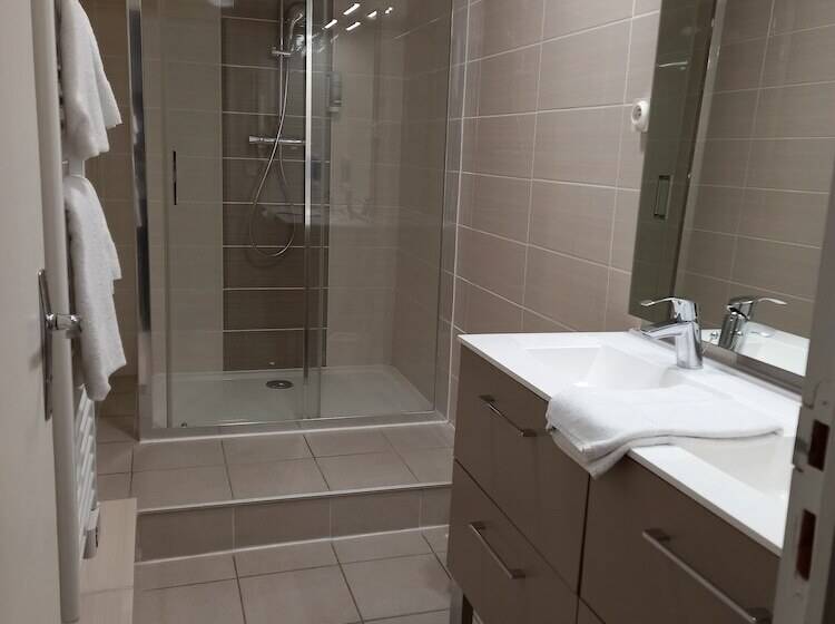 Brit Hotel Comtes De Champagne   Troyes Centre Historique