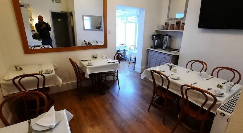 호텔 Colebrook Guest House