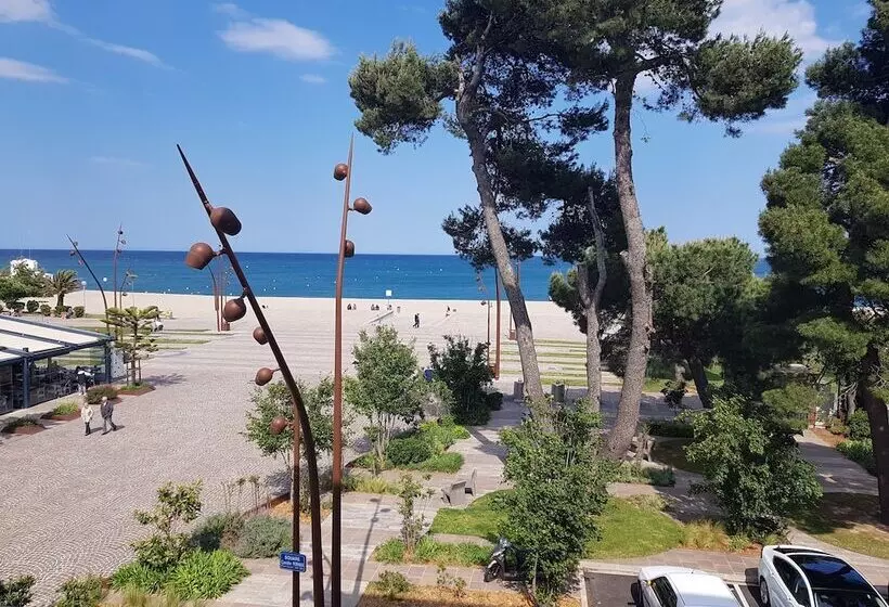 ホテル Hôtel Beau Rivage