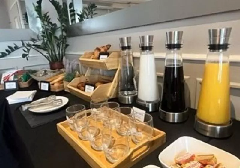 ホテル Hôtel Le Divona