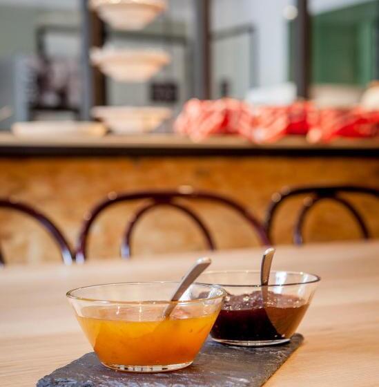 酒店 Hôtel Moustache Lille   Seclin