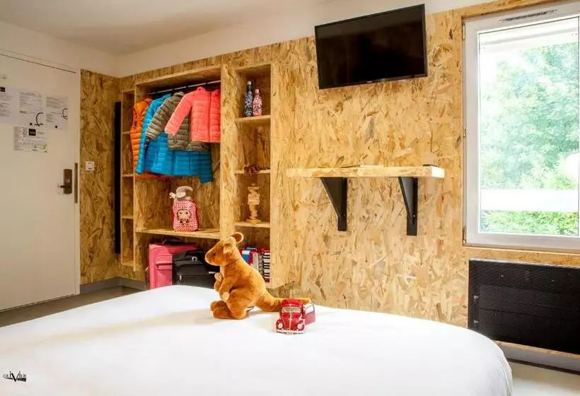ホテル Hôtel Moustache Lille Seclin