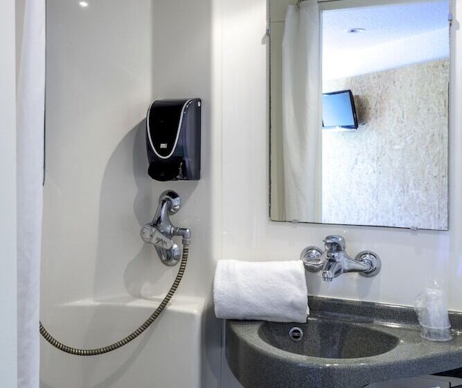 酒店 Hôtel Moustache Lille   Seclin