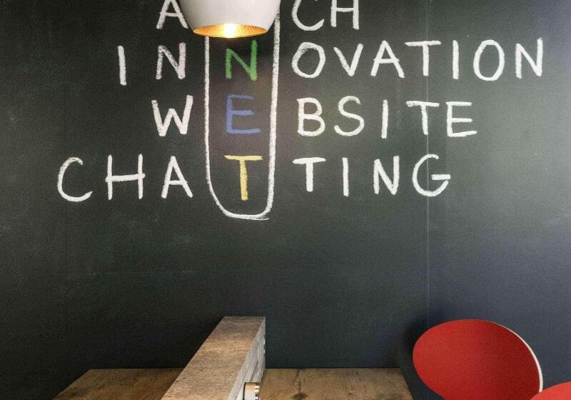 בית מלון כפרי Ibis Lille Centre Grand Palais