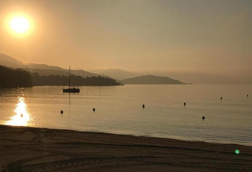 בית מלון כפרי La Bastide