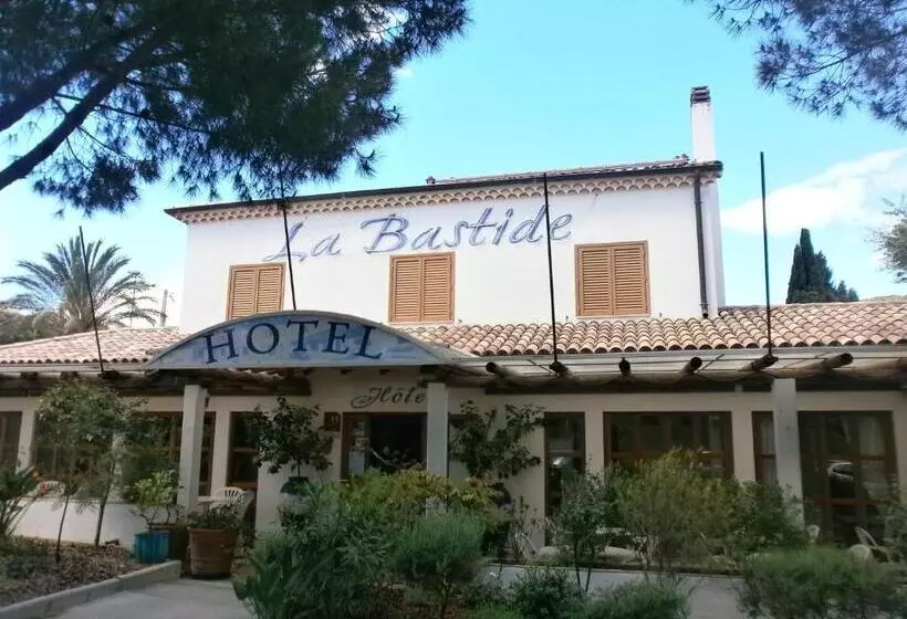 ホテル La Bastide