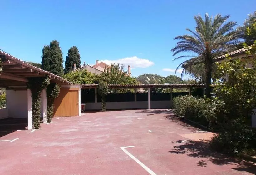 ホテル La Bastide
