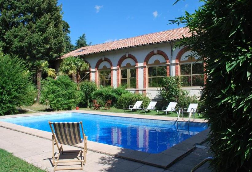 酒店 Les Bellugues