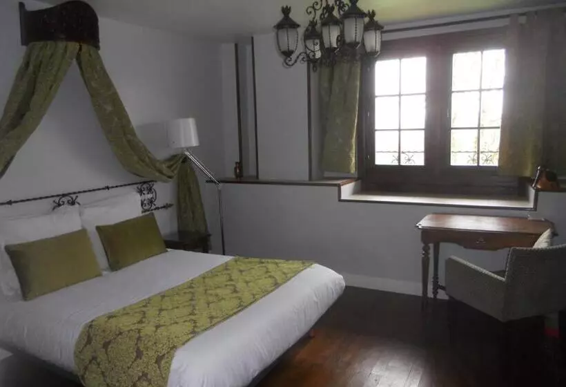 ホテル Manoir Xv Domaine De Peyrafort
