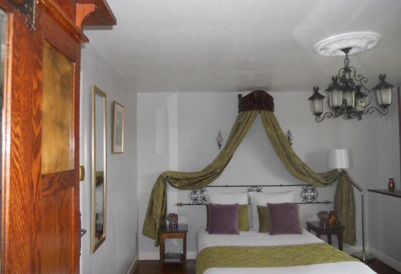 Отель Manoir Xv Domaine De Peyrafort