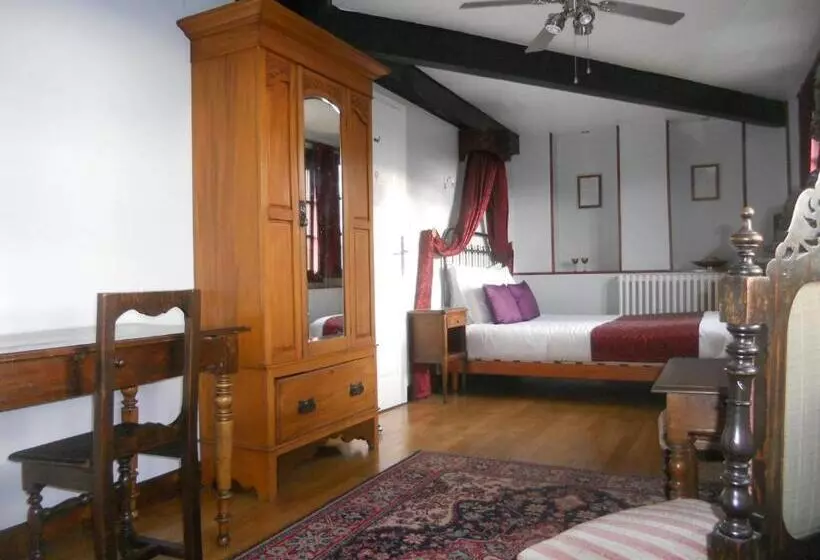 ホテル Manoir Xv Domaine De Peyrafort