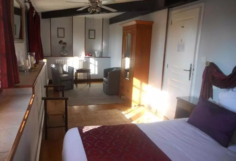 ホテル Manoir Xv Domaine De Peyrafort
