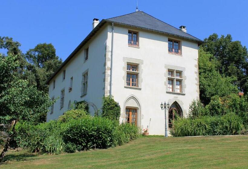 Отель Manoir Xv Domaine De Peyrafort