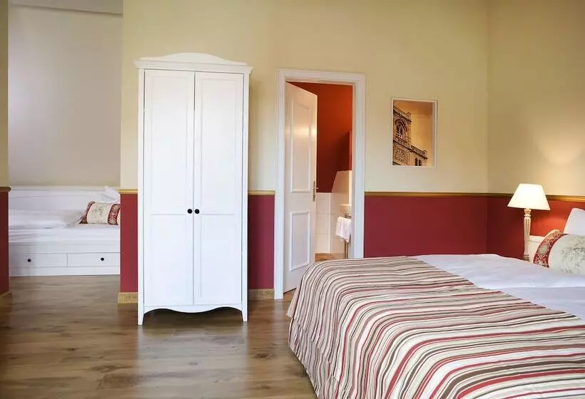 Hotelli Pension La Casa Dei Colori